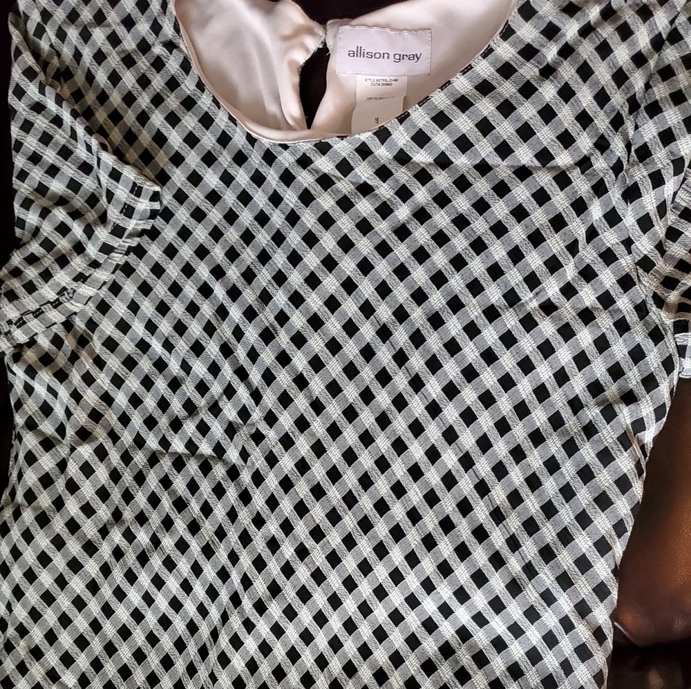 Dress - Picture 2 of 3